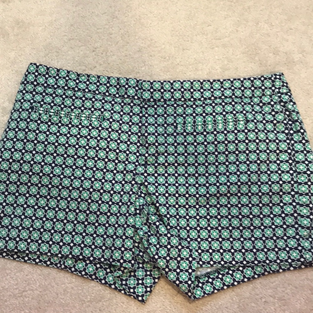 Navy and teal gap shorts size 8